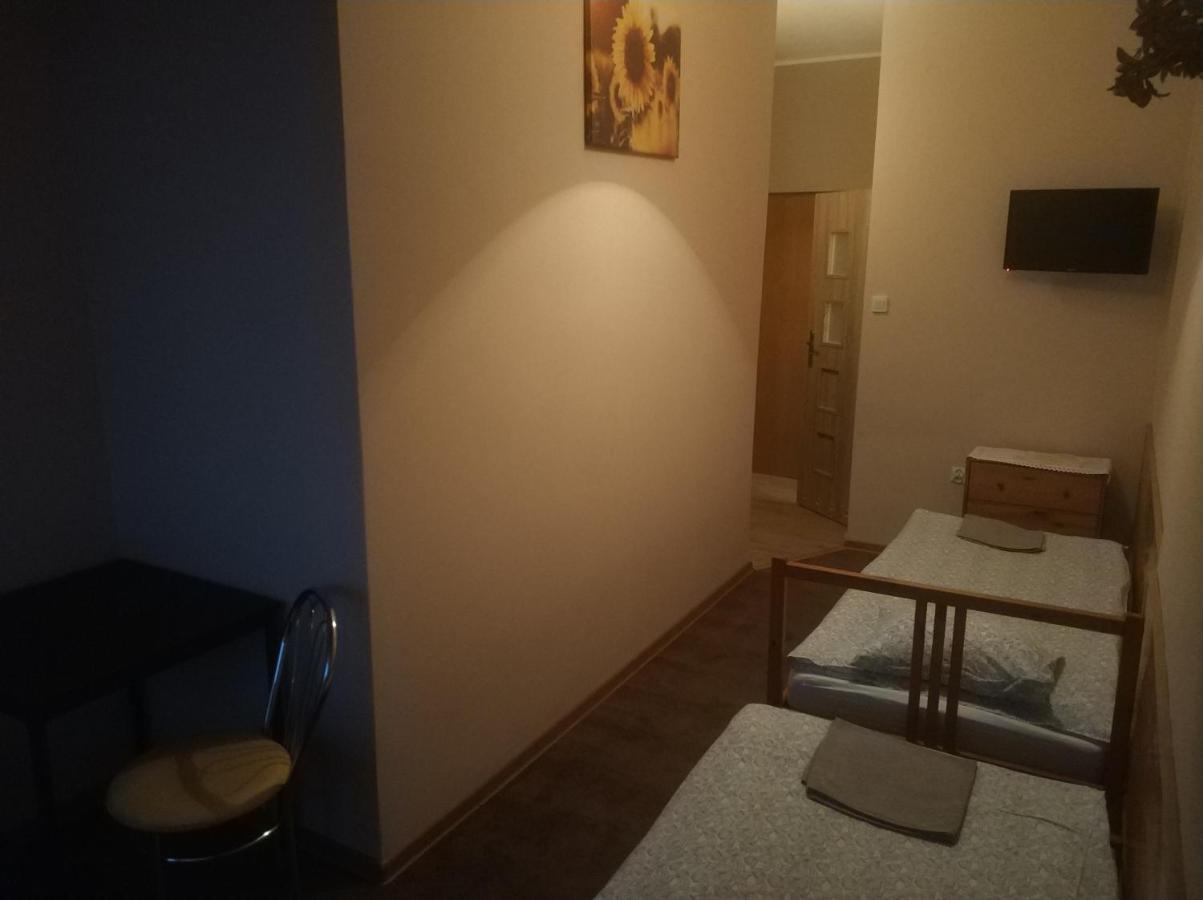 Hotel Mark Marki  Kültér fotó