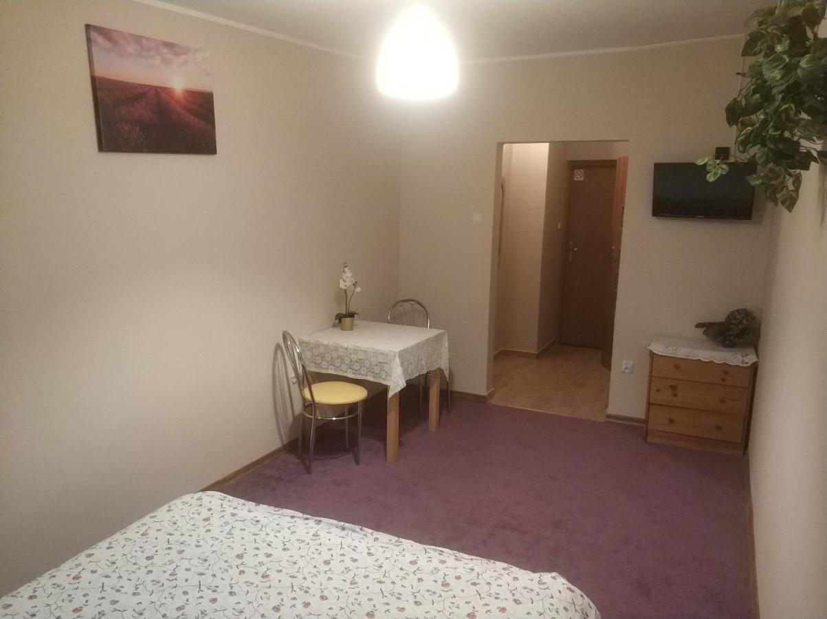 Hotel Mark Marki  Kültér fotó