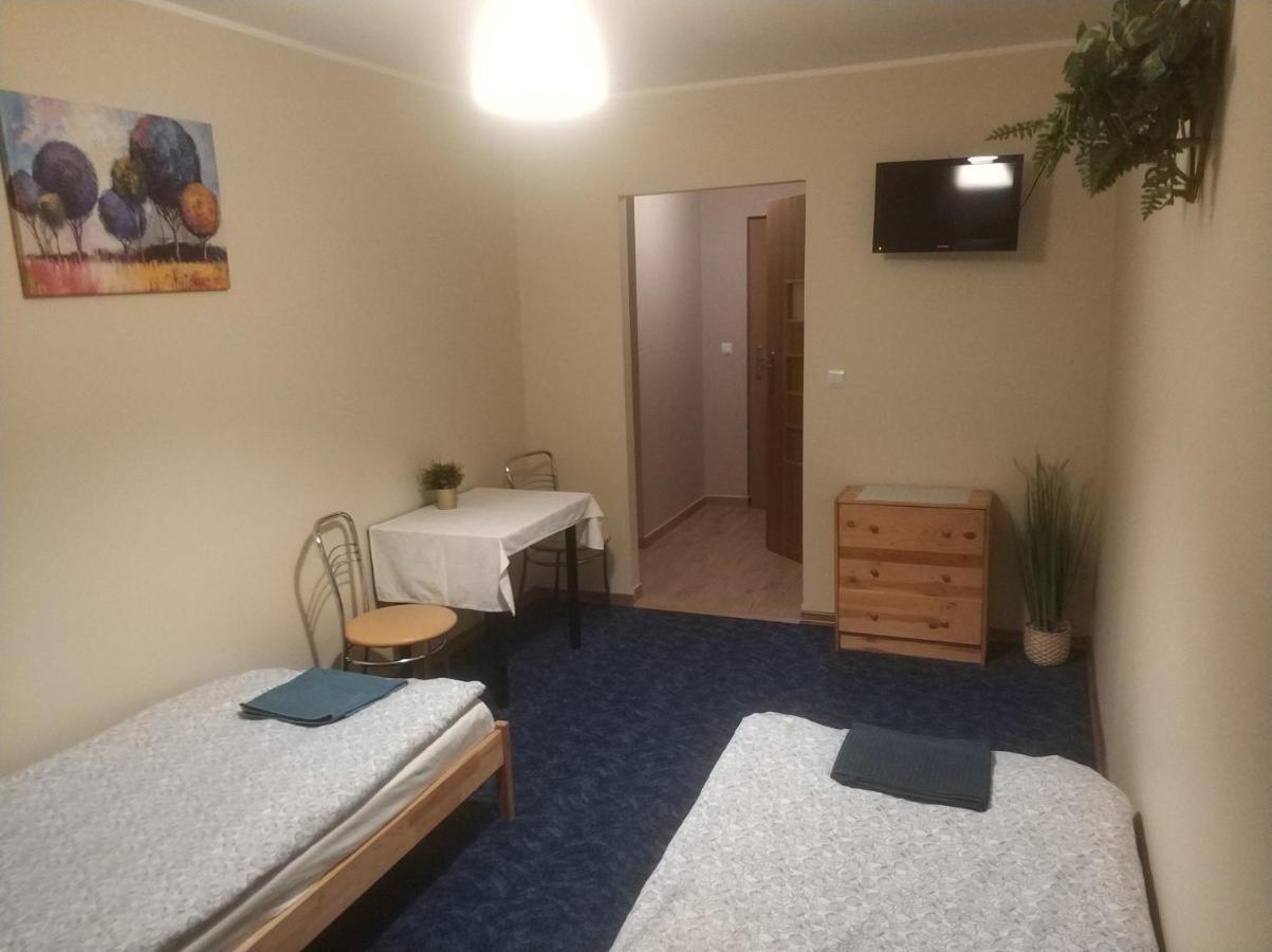 Hotel Mark Marki  Kültér fotó